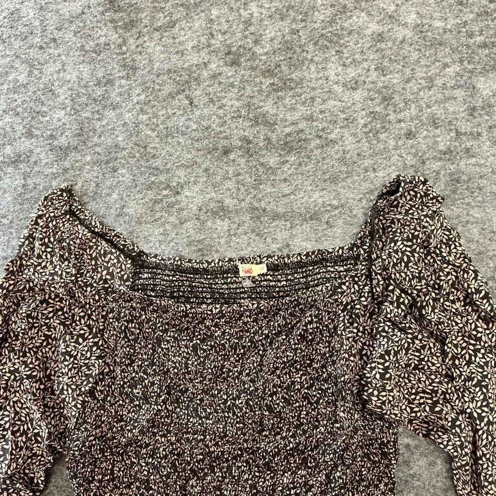 Faherty Women's Black and White Smocked Top With Floral Design Size L